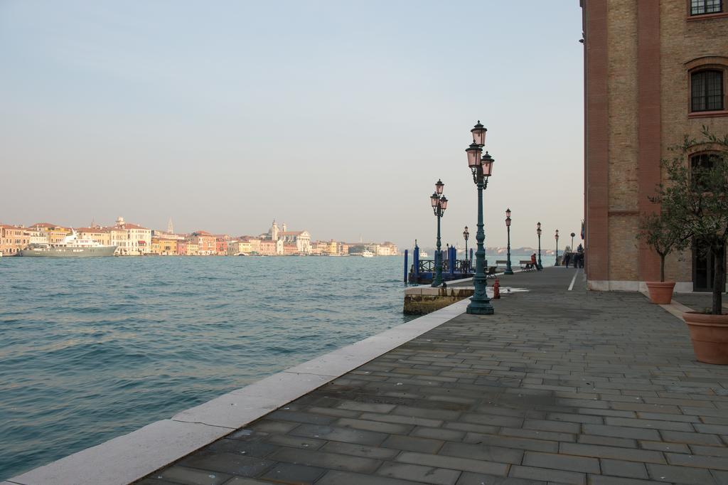 Apartamento Residenza Giudecca Molino Stucky Venecia Exterior foto